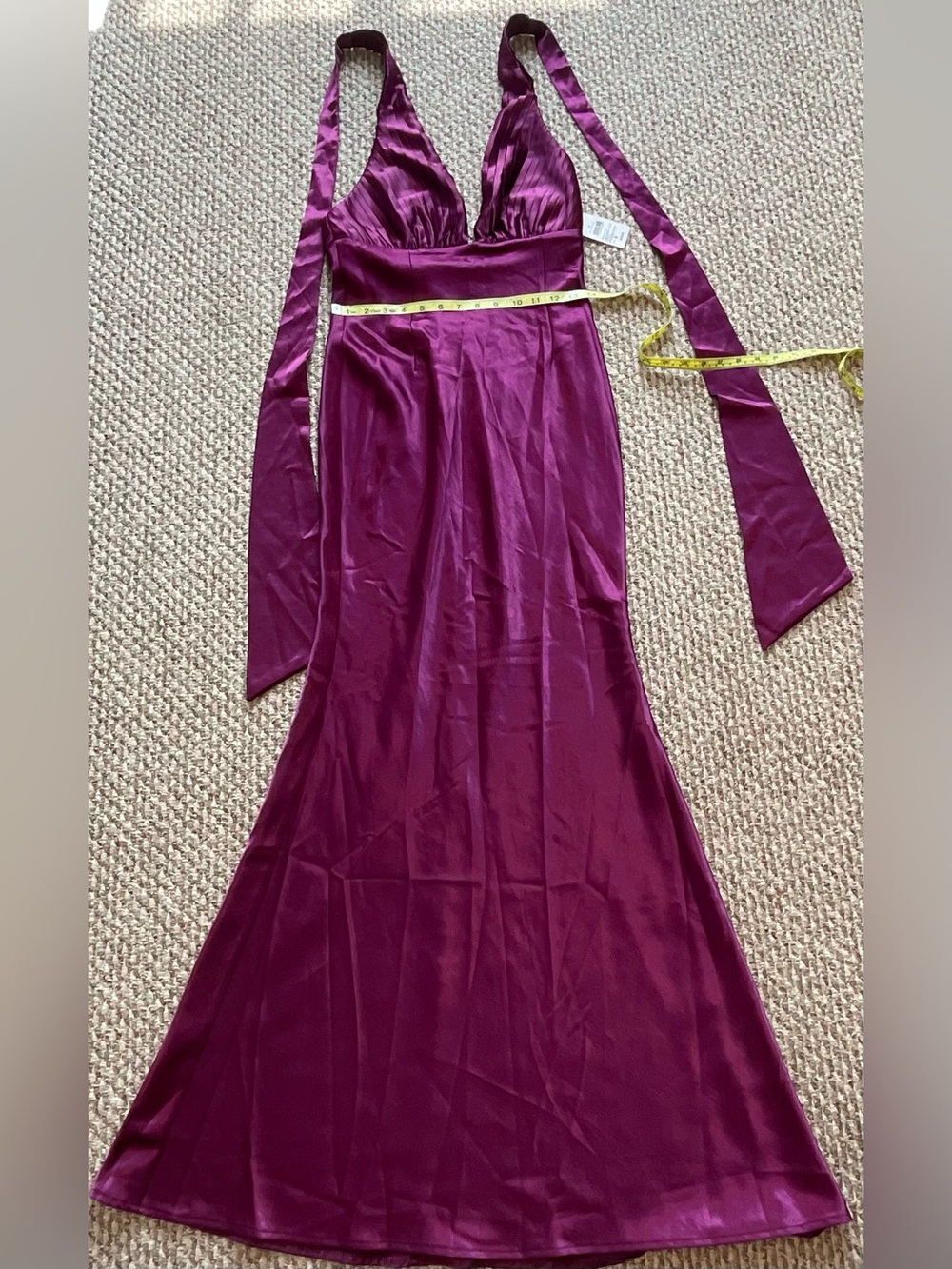 WINDSOR Meryl Satin Open Back Mermaid Formal Dress - Size Small - Picture 6 of 14